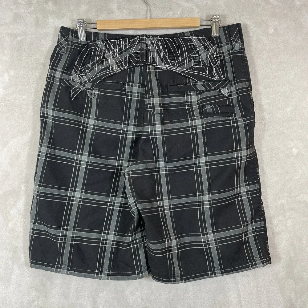 Vtg Quicksilver Board Shorts Mens 33 Embroidered Logo Surf Skater Y2K Grunge
